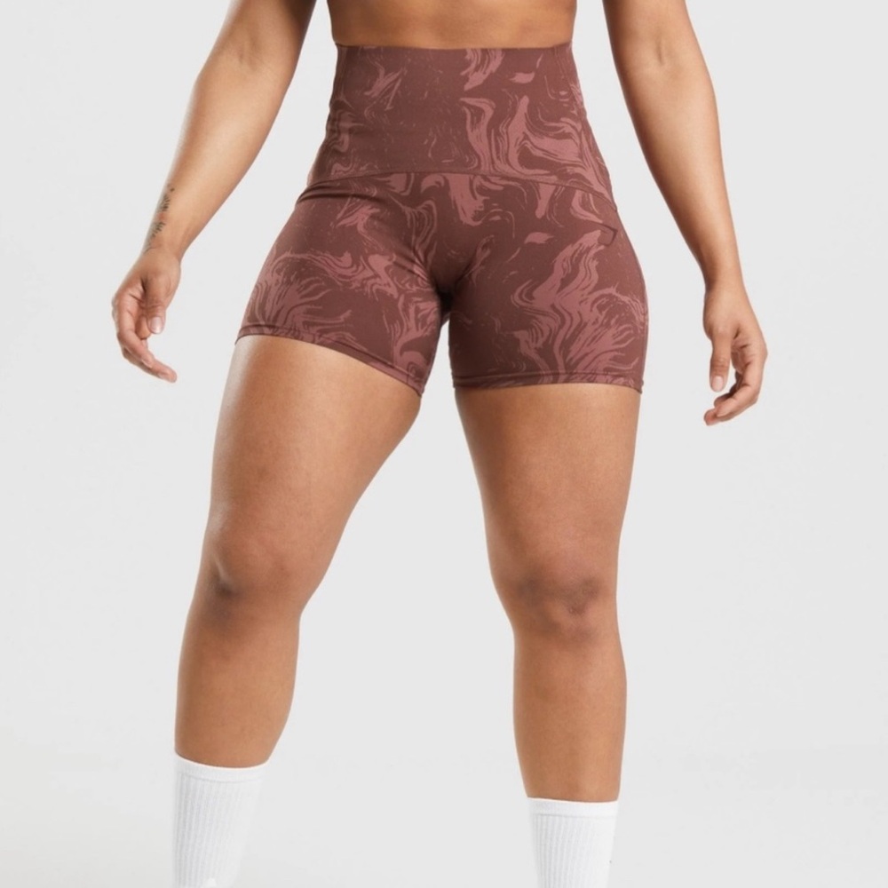 GS High Rise Power Shorts - Small - Red/Brown